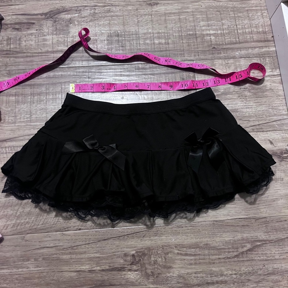 Chic Black Mini Skirt with Bow Details
